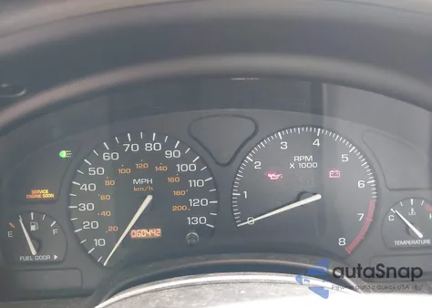 2002 Saturn L-Series L100 from USA, damaged, VIN 1G8JS54F52Y592777